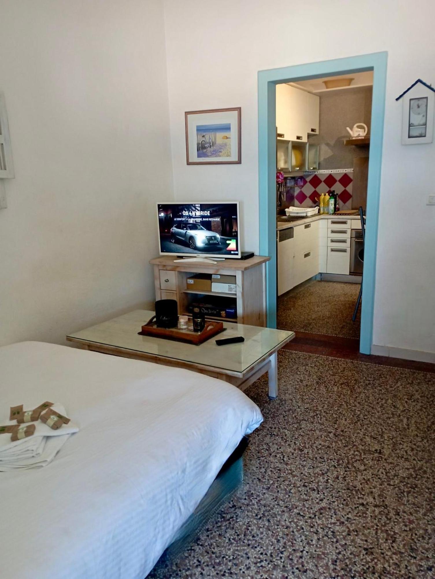 Face A La Mer, Appartement Pour 4 Personnes Sur La Rive Droite Palavas-les-Flots Exterior photo